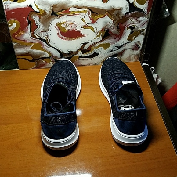 NWT Men's Fashionable Running Shoes - Picture 6 of 8